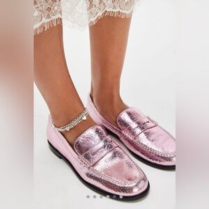 NWOT FREE PEOPLE BLANKET STITCH LOAFERS 🩷🩷